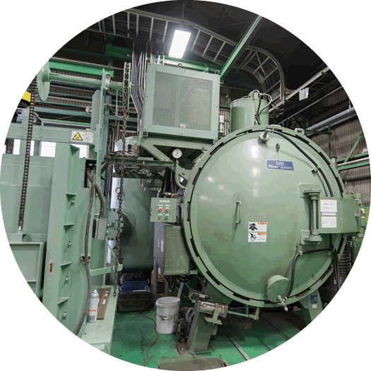 One-chamber type vacuum furnace suitable for heat treatment of molds, tools and small parts